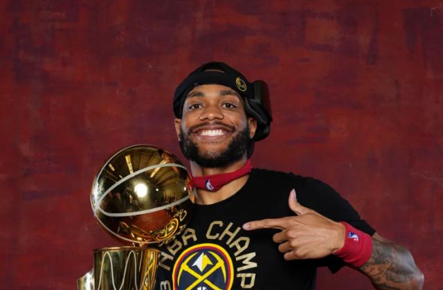 立博官方网站-湖人中产合同挖谁?布朗大洛在列 或拆分签圆脸登