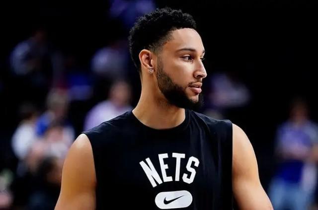 英国立博-西蒙斯或在G4复出？纳什：我们要专注于现有阵容